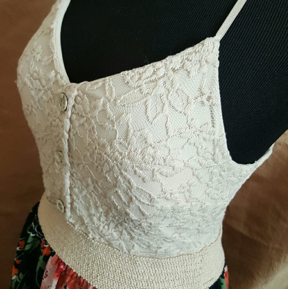 Vintage Lace & Floral Sundress - Picture 4 of 6