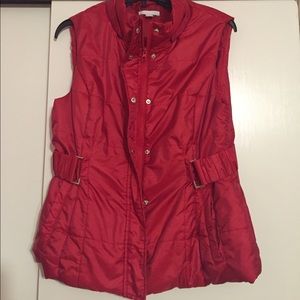 New York and Co. Red vest with zipper hood