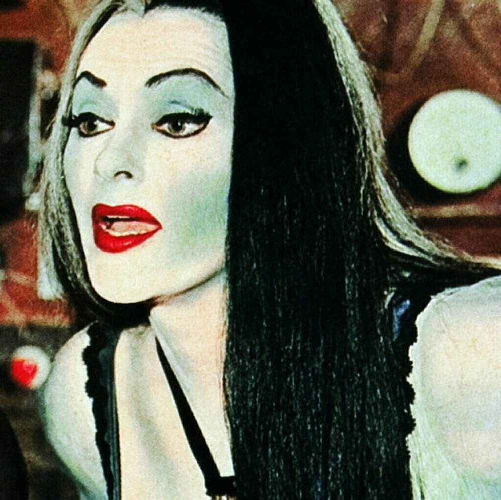 Hello pretty ladies- let's be friends.