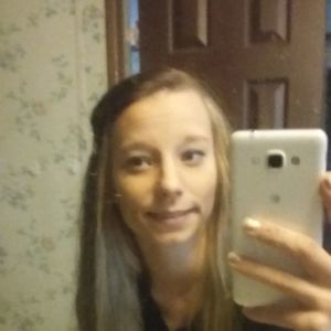 Meet your Posher, Alicia