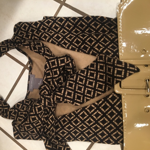 Ann Taylor sweater top - Picture 2 of 4