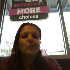 Meet your Posher, Vivian