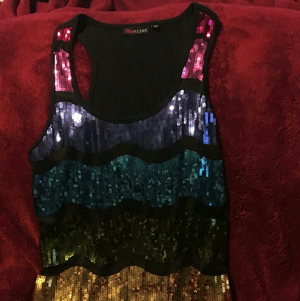 Sequined dressy tank top with beautiful colors
