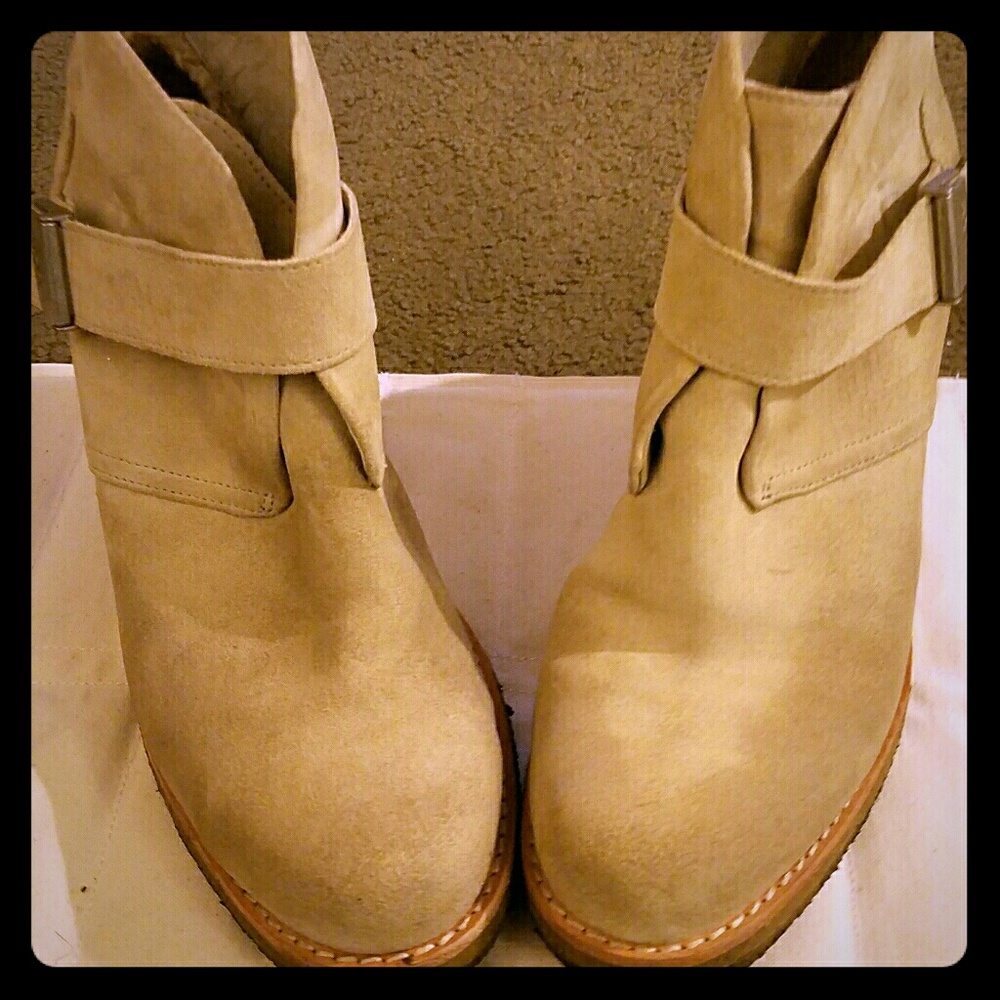 UGG Suede Boots