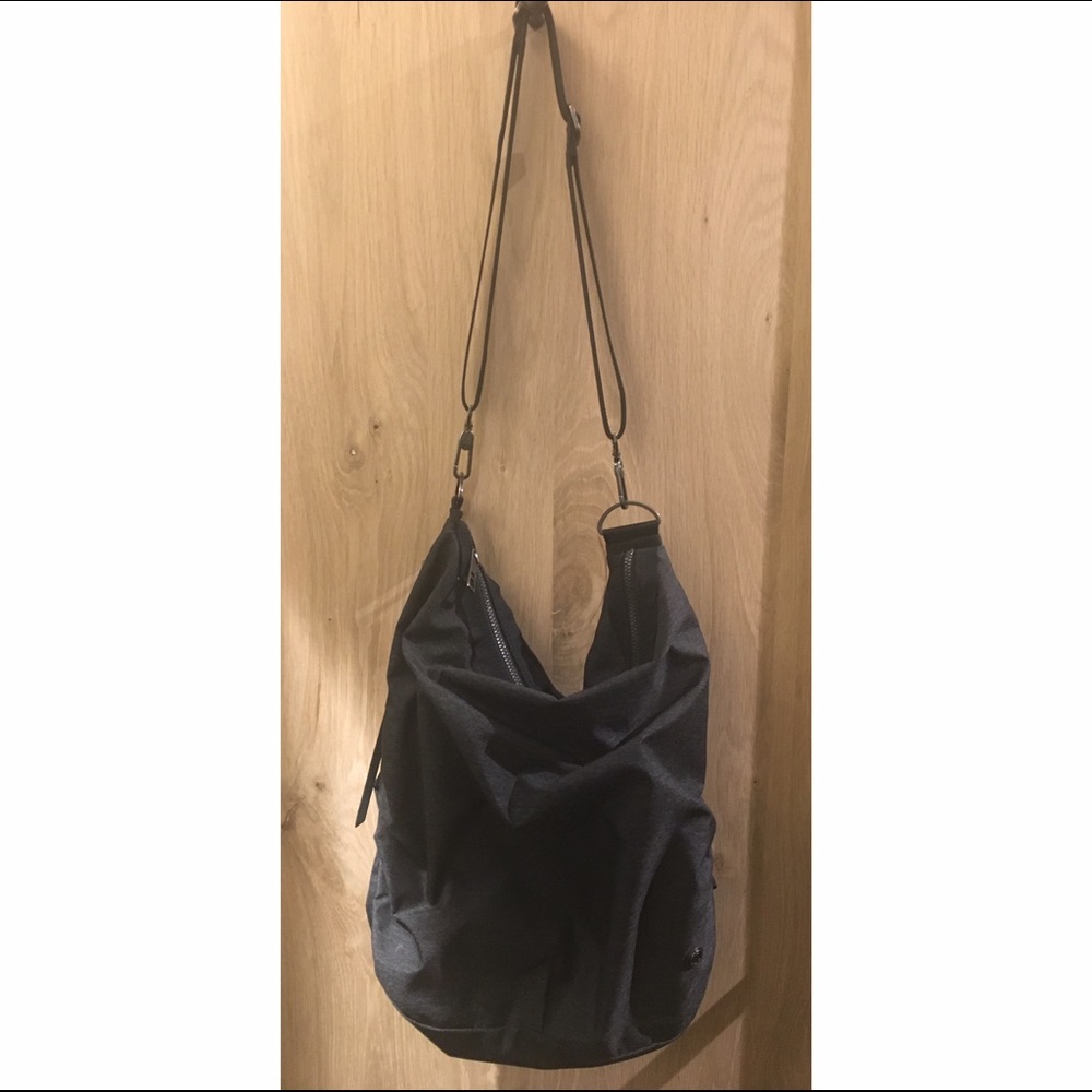 Lululemon Tote
