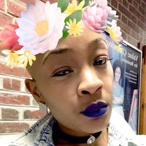 Meet your Posher, Unaira