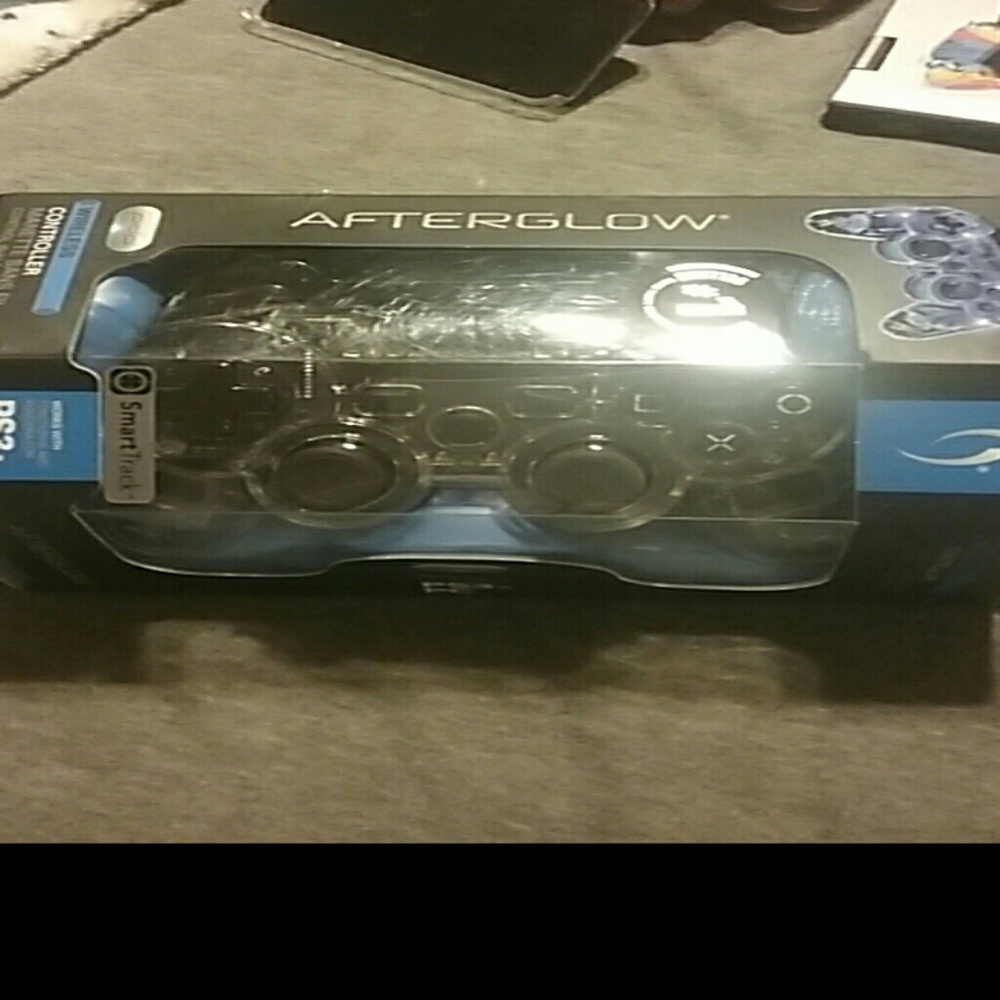 Brand new in box ps3 & pc wireless controller