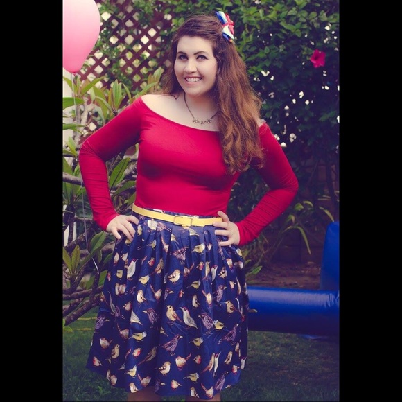 Meet your Posher, Kate - Picture 2 of 3