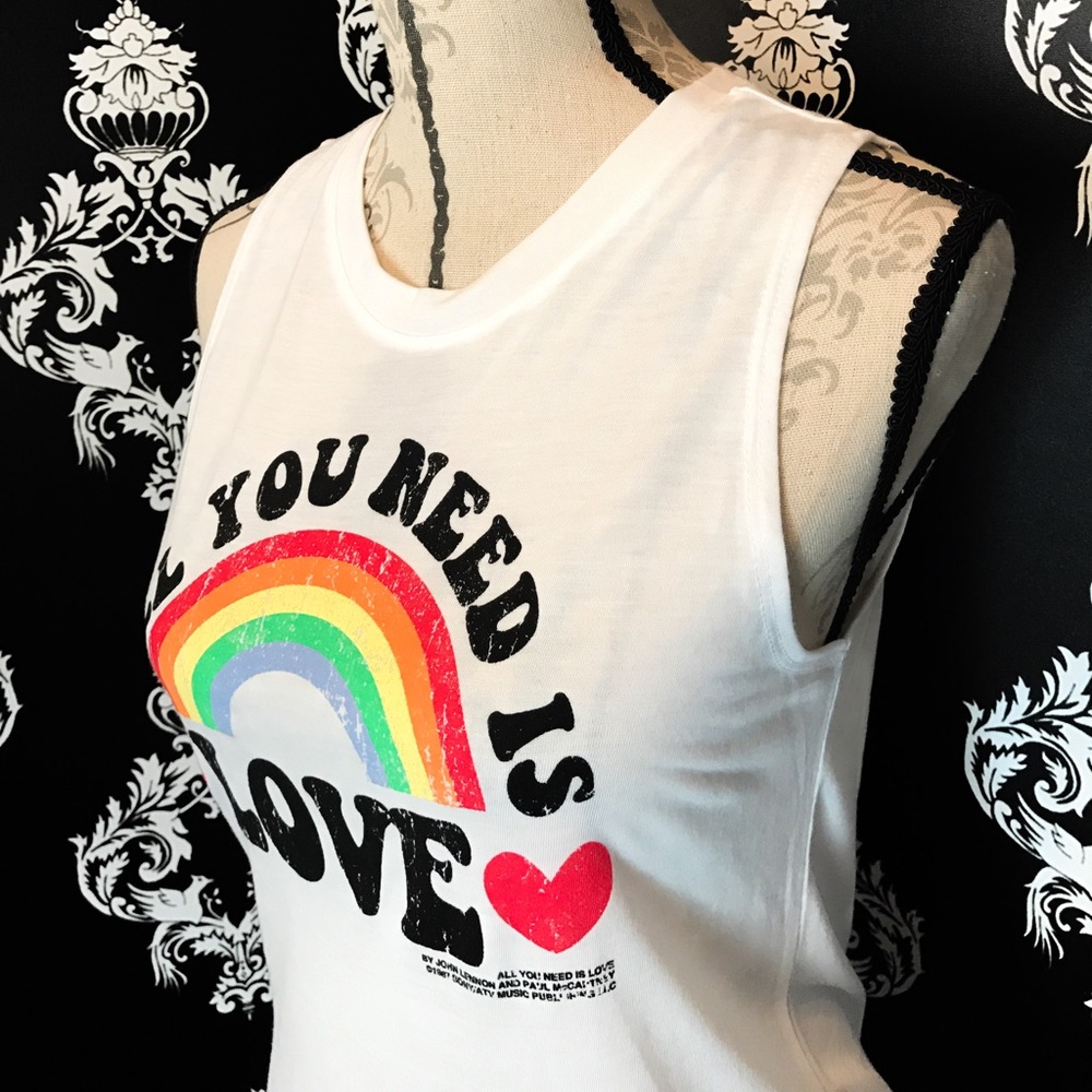 NWT! 🍀 All you need is Love ❤️ Tank! - Picture 2 of 4