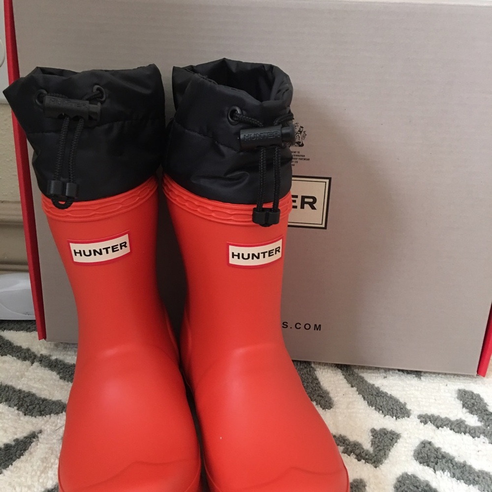 Hunter rain boot  size 9