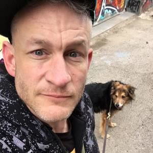 Meet your Posher, Carl