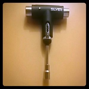 Silver Skate Tool