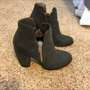 Charcoal grey, women's size 8 booties.