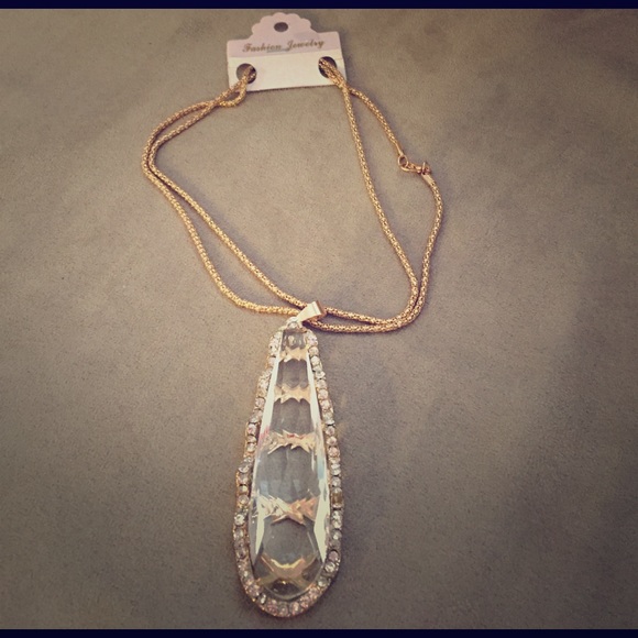 Crystal Necklace - Picture 1 of 1