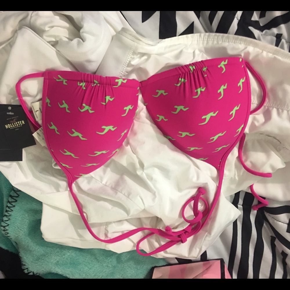 Hollister bathing suit top