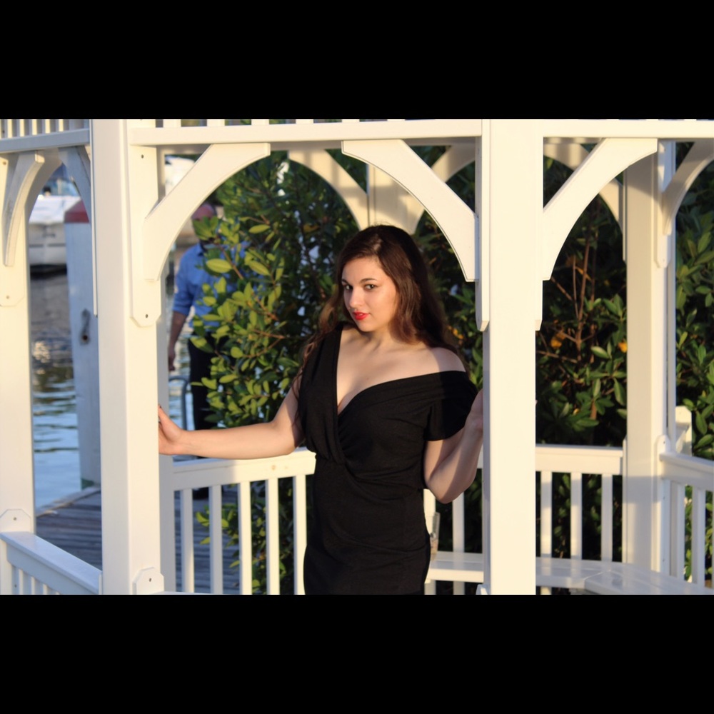 Meet your Posher, Adri