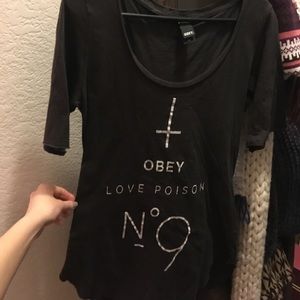 3/4th length sleeve OBEY top