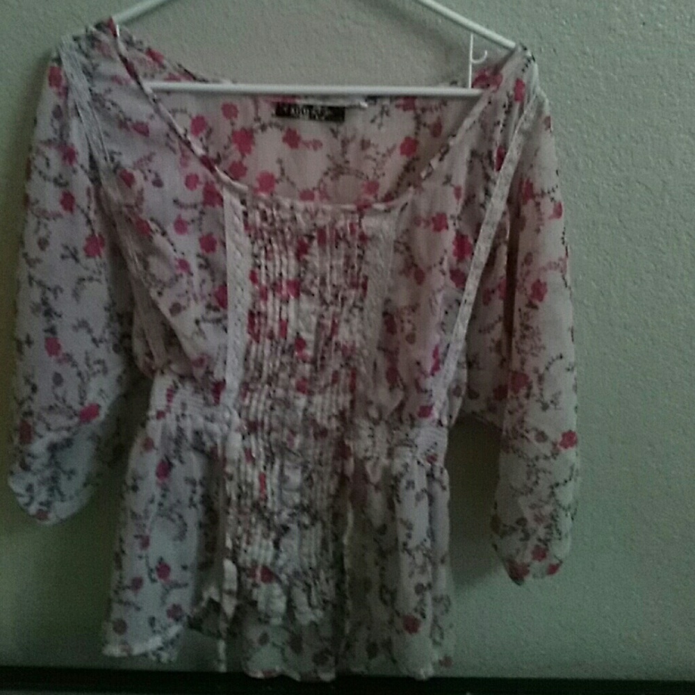 Floral lace blouse