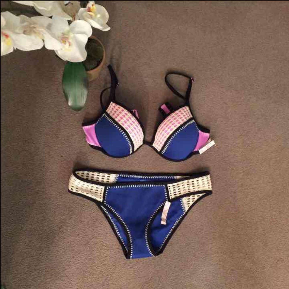 NWT Victoria's Secret Bikini Set