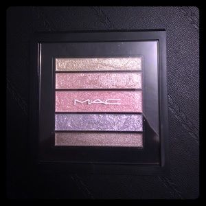 Never used MAC Pearlfusion Shadow Pallet