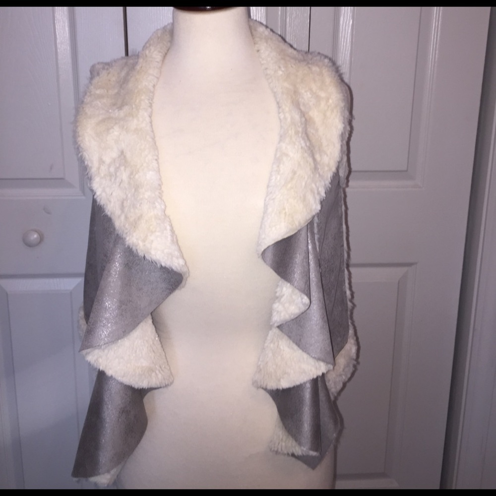 Fur vest