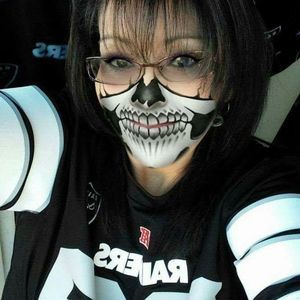 Meet your Posher, Lorraine