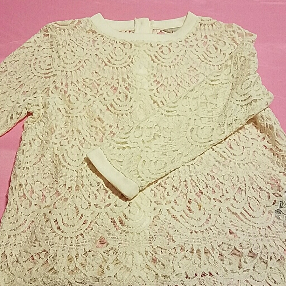 Banana Rebublic Lace long sleeve top