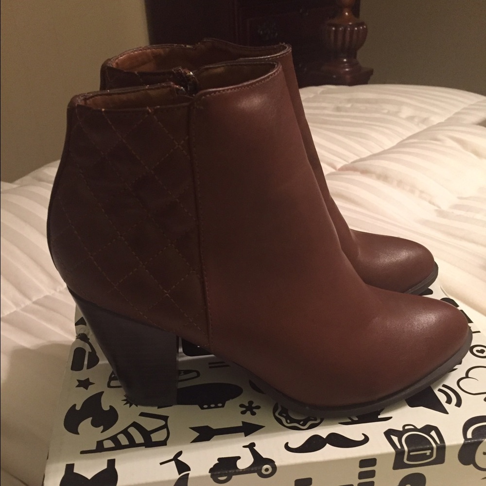 Bamboo Brown Boots!