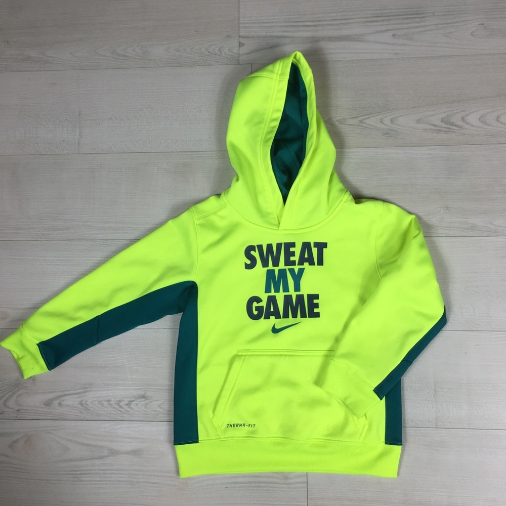 🍀SOLD🍀Neon Green Boys Nike Therma Fit Hoodie