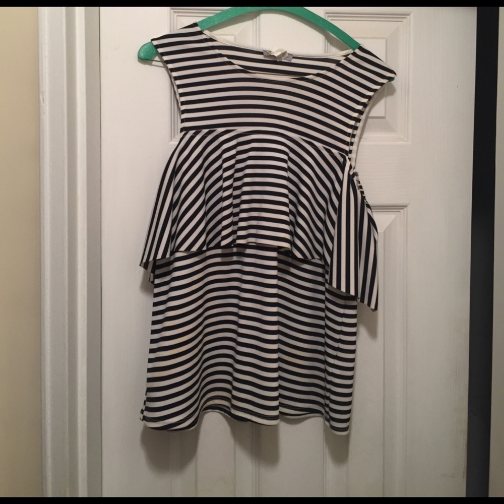 Zara ruffle top