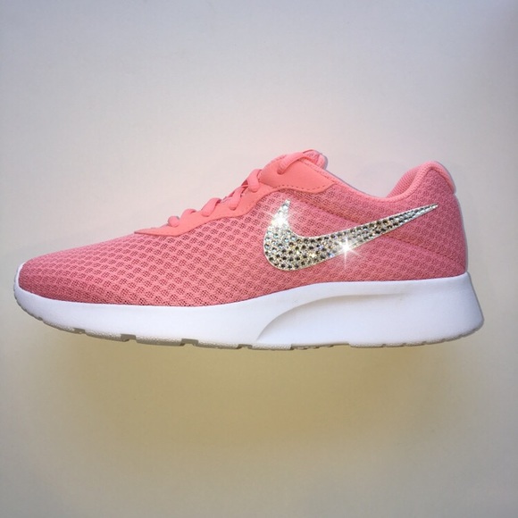 Bling Nike Tanjun Shoes with Swarovski Crystals - Picture 2 of 4