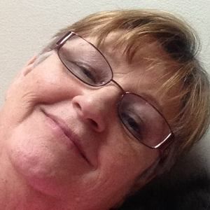 Meet your Posher, Leslie patrick