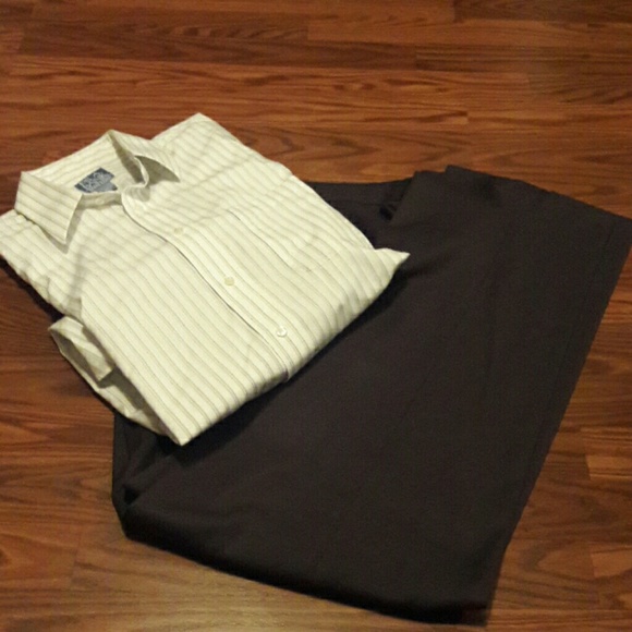 Final  Sale **Great Haggar Dress Pants ** EUC - Picture 1 of 4