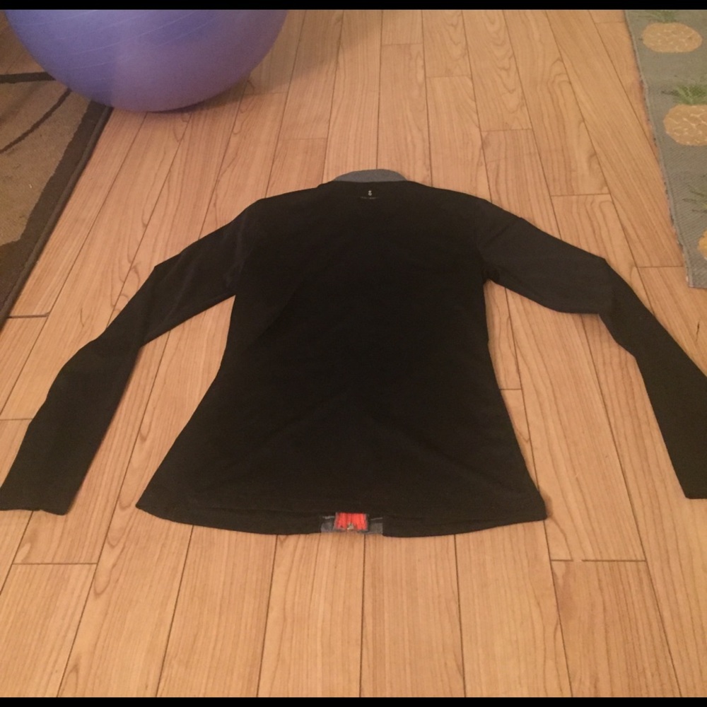 Workout jacket - Picture 3 of 3