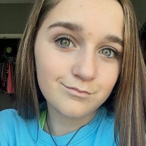 Meet your Posher, Faith