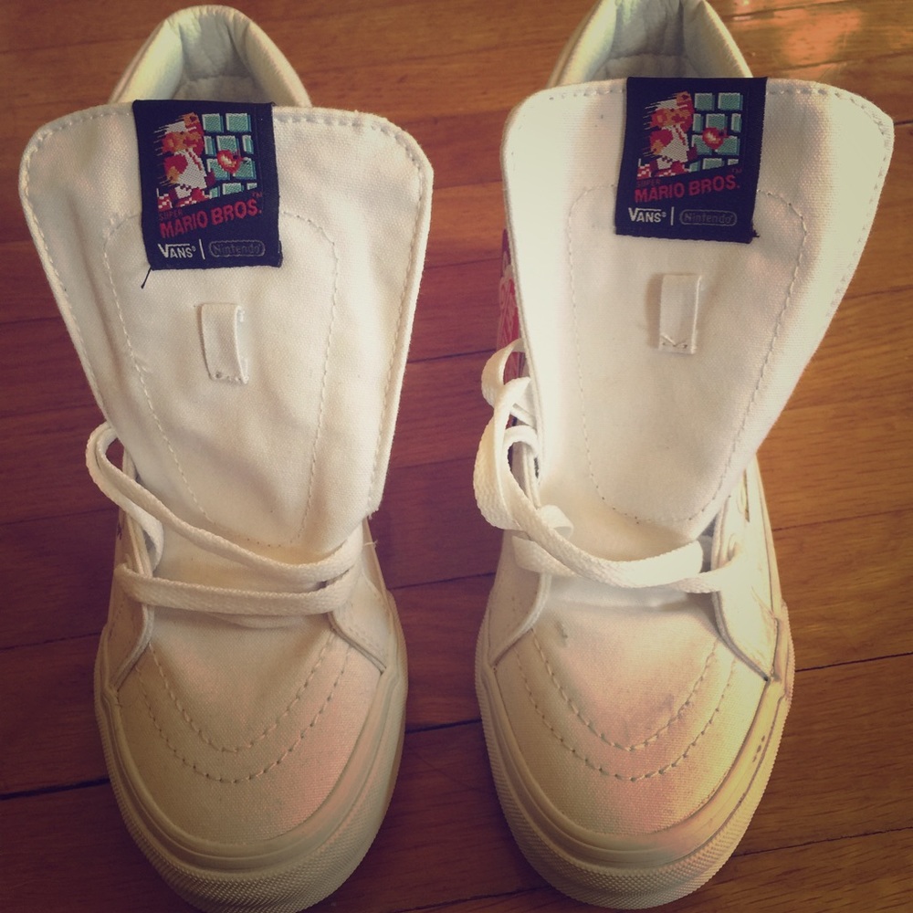 VANS x Nintendo Sk8-Hi Slim Womens Shoes size 7