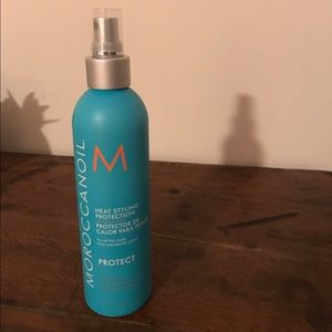 Moroccan Oil Heat Protectant Spray with Free Oil