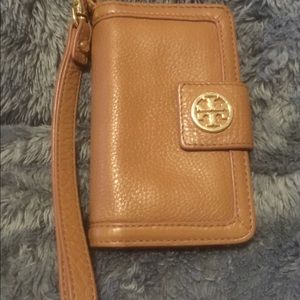Tory Burch iPhone 5 wristlet. Caramel color.