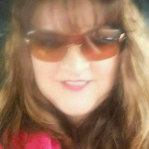 Meet your Posher, Stacy