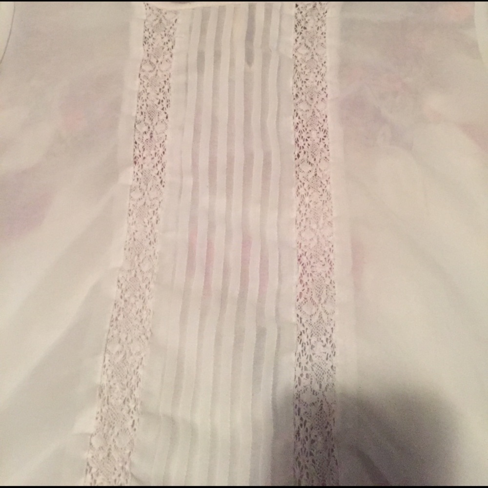Shirt - Picture 3 of 4