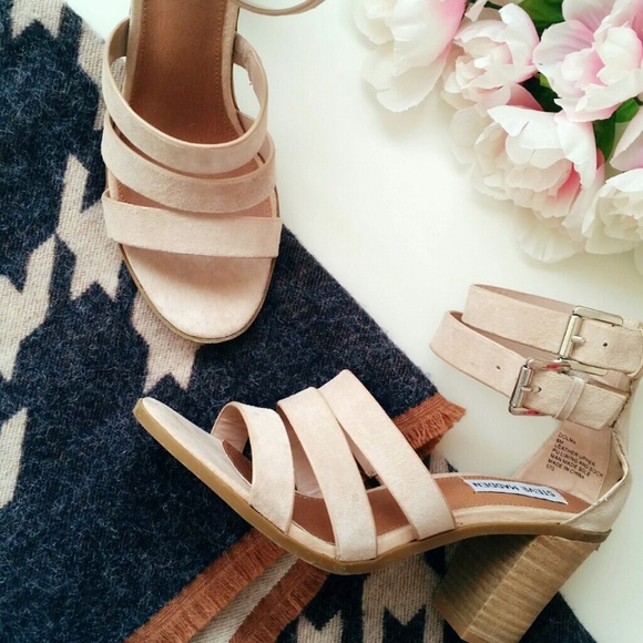 Steve Madden Shoes - STEVE MADDEN STRAPPY SHOE