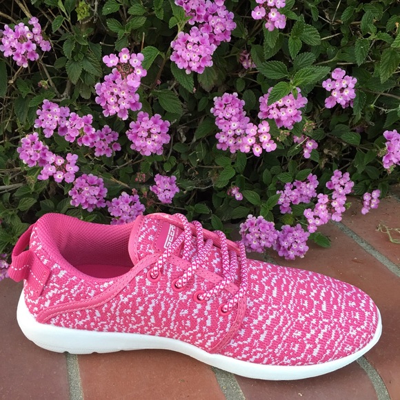 shoeroom21 boutique Other - Big girls lace up running sneakers. Pink. NIB