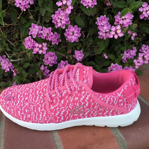 Big girls lace up running sneakers. Pink. NIB - Picture 3 of 5