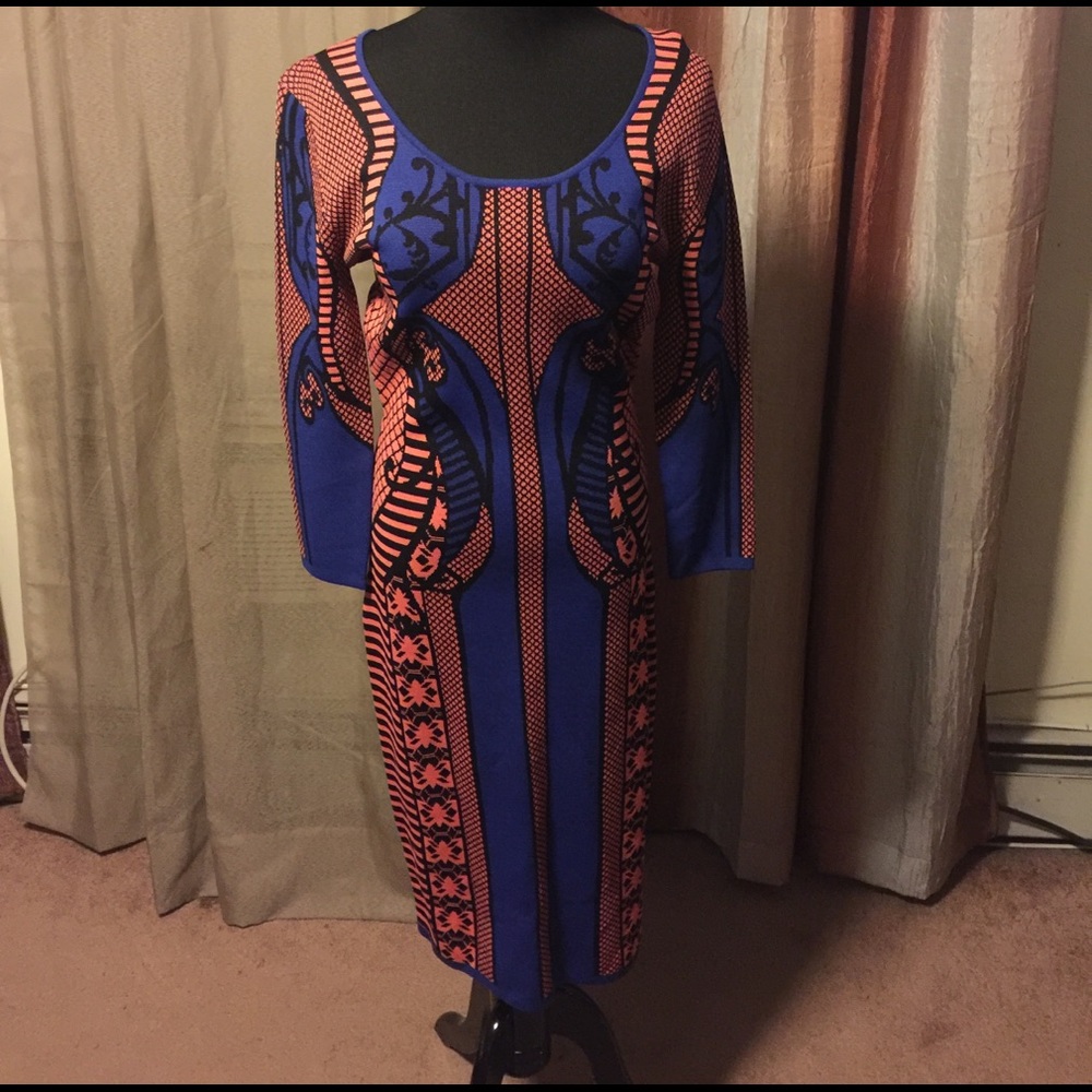 Jealous Tomato size Large dress