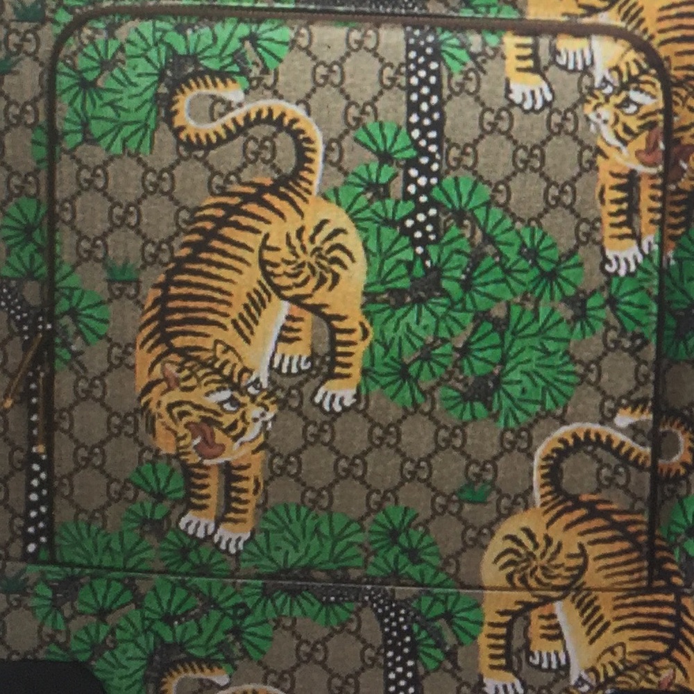 Meet your Posher, Erica