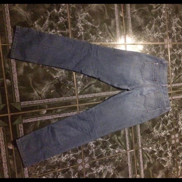 Apt 9 Capri jeans - Picture 2 of 2