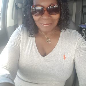 Meet your Posher, Deborah