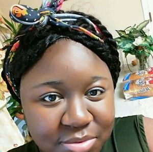 Meet your Posher, Natasha