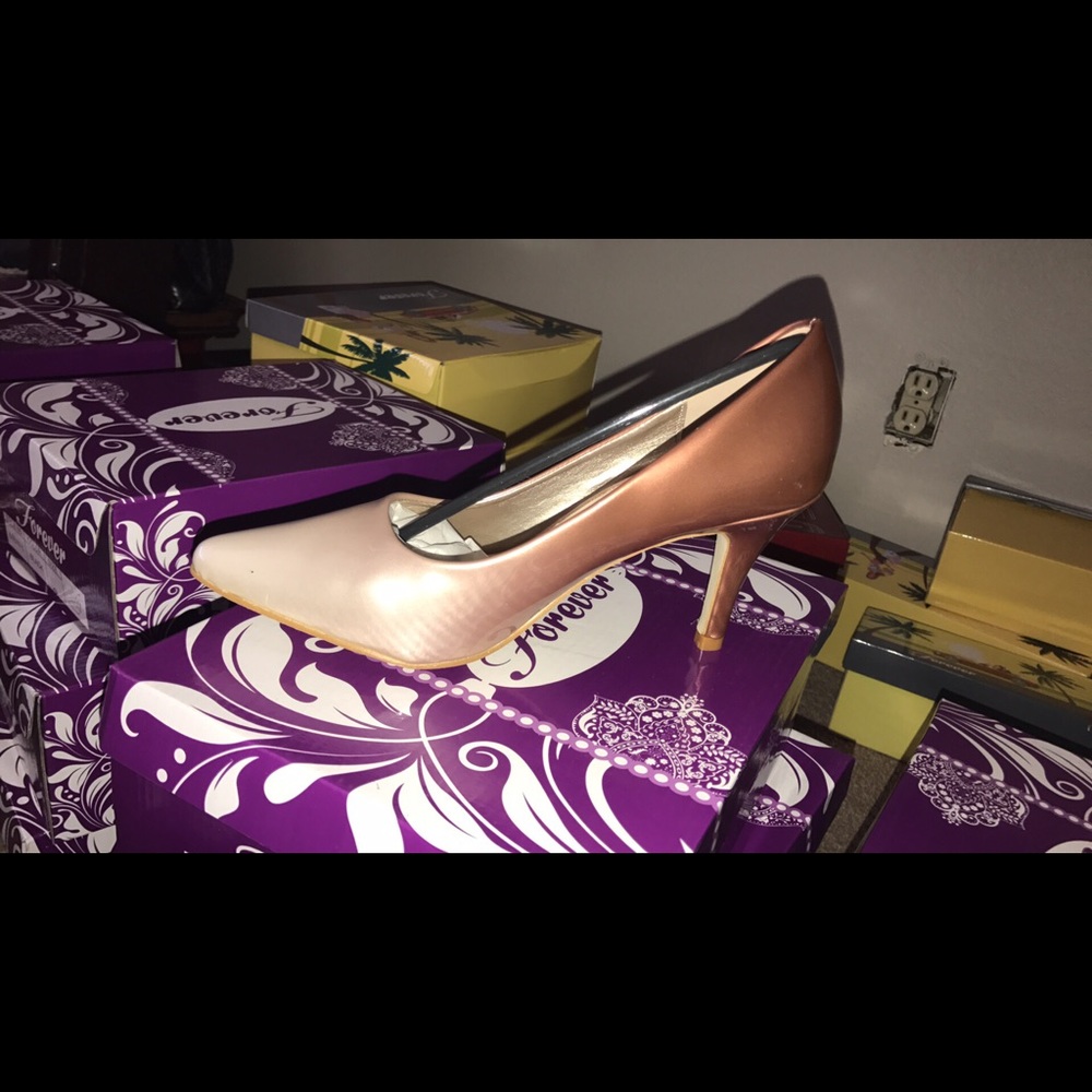 Brand new shoes, never been worn. Still in box.