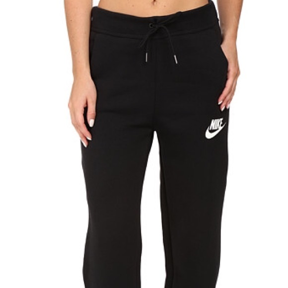 Nike Women's Rally Loose Sweat Pants - Picture 2 of 7